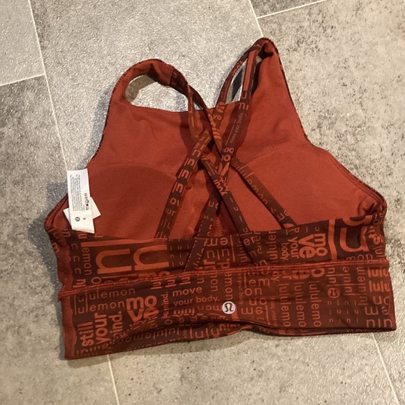 Lululemon athletica - Picture 4 of 12